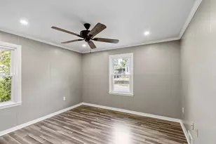 257 Spruce St, Leominster, MA 01453 - Photo 17