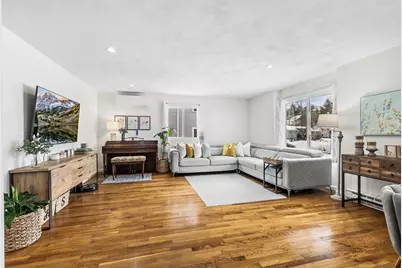 55 Staffordshire Ln #B, Concord, MA 01742 - Photo 5