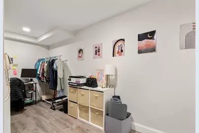 564 E 5th St, Boston, MA 02127 - Photo 19