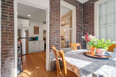 564 E 5th St, Boston, MA 02127 - Photo 11