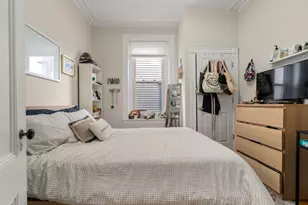 564 E 5th St, Boston, MA 02127 - Photo 5