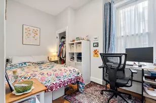 564 E 5th St, Boston, MA 02127 - Photo 13