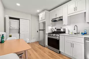 564 E 5th St, Boston, MA 02127 - Photo 21