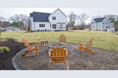 731 Norfolk St, Holliston, MA 01746 - Photo 33