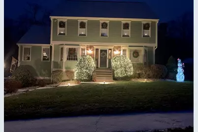 9 Danielle Dr, Grafton, MA 01519 - Photo 1