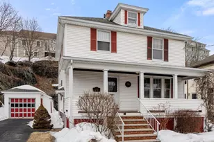 16 Isabella St, Lynn, MA 01902 - Photo 3