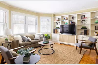 282 Buckminster Rd, Brookline, MA 02445 - Photo 15