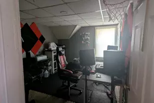 15-17 278 Emmett Beacon and Point, Providence, RI 02903 - Photo 7