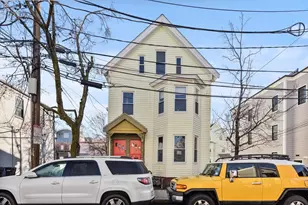 8-10 Carlton St, Somerville, MA 02143 - Photo 11