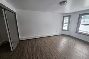 10-12 Richmond St, Adams, MA 01220 - Photo 9