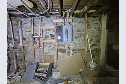 10-12 Richmond St, Adams, MA 01220 - Photo 33