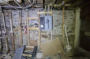 10-12 Richmond St, Adams, MA 01220 - Photo 33