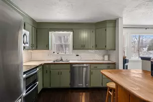 8 Blair Dr, Kingston, MA 02364 - Photo 5