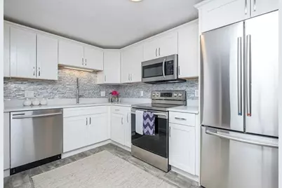 12 9th St #204, Medford, MA 02155 - Photo 5