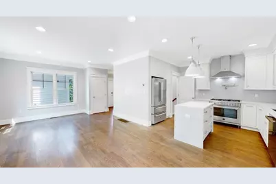 101 Sumner Road #1, Brookline, MA 02445 - Photo 5