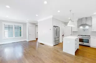 101 Sumner Rd, Brookline, MA 02445 - Photo 5