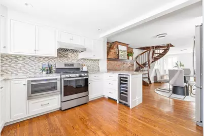 66 School St, Boston, MA 02129 - Photo 9