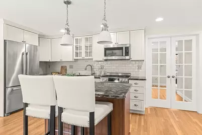 15 Kent Sq, Brookline, MA 02446 - Photo 7