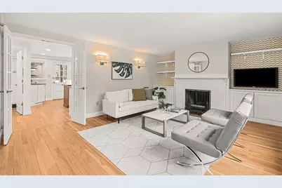 15 Kent Sq, Brookline, MA 02446 - Photo 5