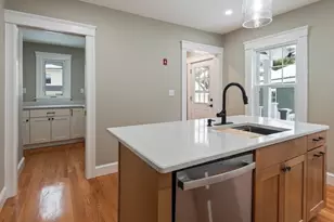 108 Longfellow Rd, Worcester, MA 01602 - Photo 9
