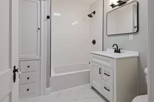 108 Longfellow Rd, Worcester, MA 01602 - Photo 23