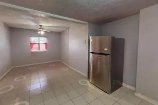 50 Plymouth St, Everett, MA 02149 - Photo 3