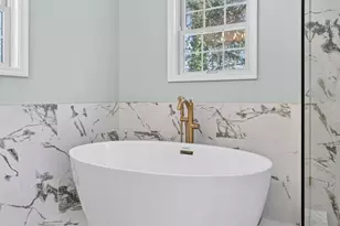 159 Pine St, Manchester by the Sea, MA 01944 - Photo 17