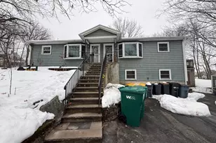 39 Jefferson Ave, Woburn, MA 01801 - Photo 1