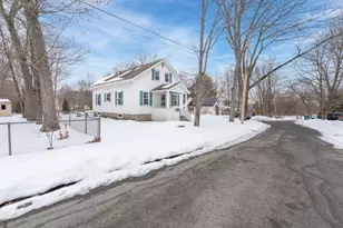 10 Lawrence St, Billerica, MA 01862 - Photo 3