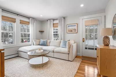 10 Lawrence St, Billerica, MA 01862 - Photo 9