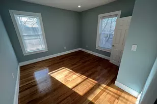 372 Oxford St, Somerville, MA 02144 - Photo 15