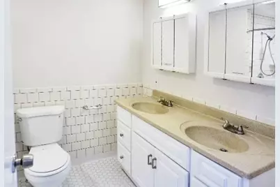 29 Lambert St #2R, Cambridge, MA 02141 - Photo 5