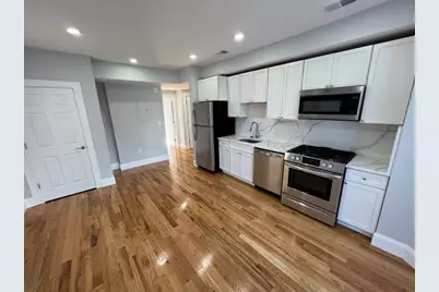 372 Oxford St #3, Somerville, MA 02144 - Photo 3