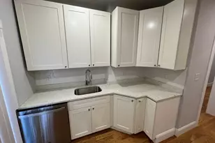 374 Oxford St, Somerville, MA 02144 - Photo 5