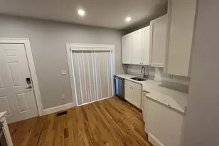 374 Oxford St, Somerville, MA 02144 - Photo 3