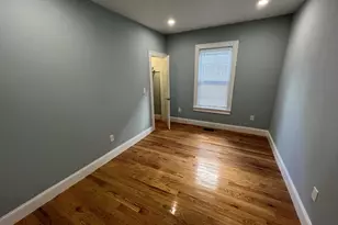 374 Oxford St, Somerville, MA 02144 - Photo 15