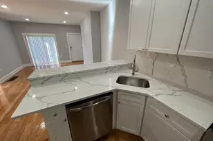 372 Oxford St, Somerville, MA 02144 - Photo 3