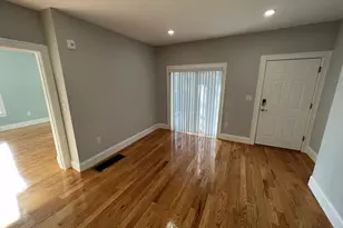 372 Oxford St, Somerville, MA 02144 - Photo 7