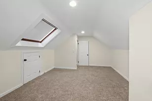 7 Moraine St, Boston, MA 02130 - Photo 27