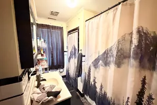 331 Burncoat St, Worcester, MA 01606 - Photo 17