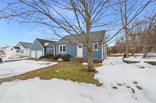 101 Perkins St, Somerset, MA 02725 - Photo 5