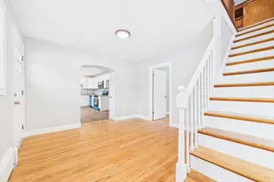 101 Perkins St, Somerset, MA 02725 - Photo 9