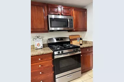 146 Willow Street #02, Waltham, MA 02453 - Photo 3