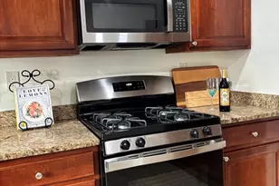 146 Willow St, Waltham, MA 02453 - Photo 3