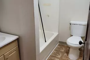 139 How St, Haverhill, MA 01830 - Photo 5