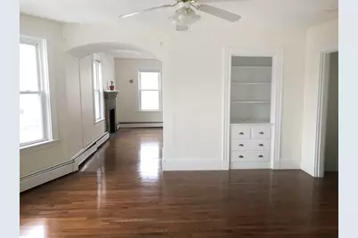 113 Ashland St #N/A, Melrose, MA 02176 - Photo 3