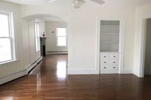 113 Ashland St, Melrose, MA 02176 - Photo 3