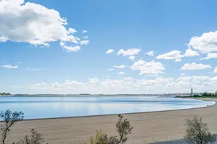 917 Bennington St, Boston, MA 02128 - Photo 15