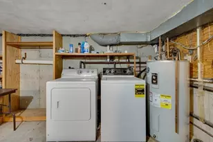 801 Sherwood Forest Ln, Saugus, MA 01906 - Photo 31