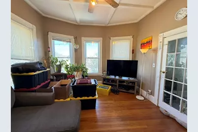 59 Myrtle St, Medford, MA 02155 - Photo 13